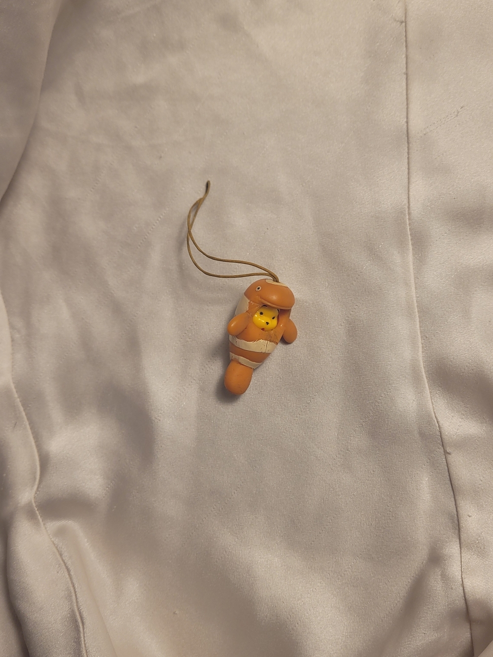 Cute Orange Clown Fish Peek A Pooh Keychain Charm